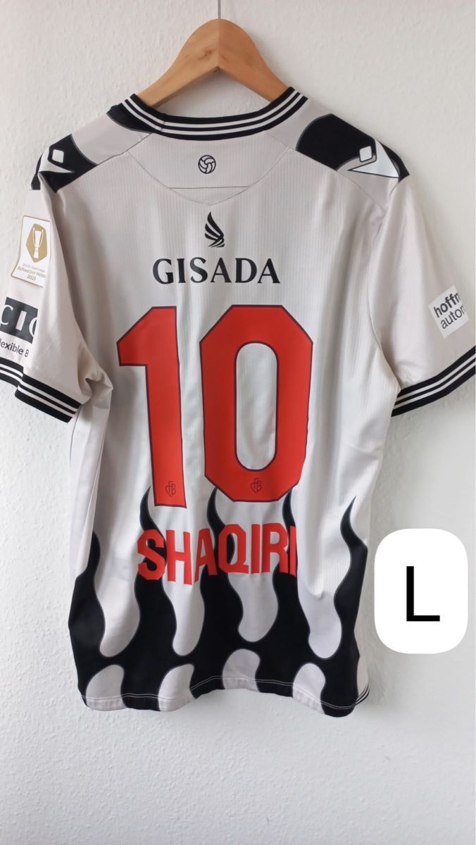 FC Basel Canottiere & Pantaloni: FCBasel Trikot Shaqiri#10 – Usato da Kaiseraugst venduto da RJ03