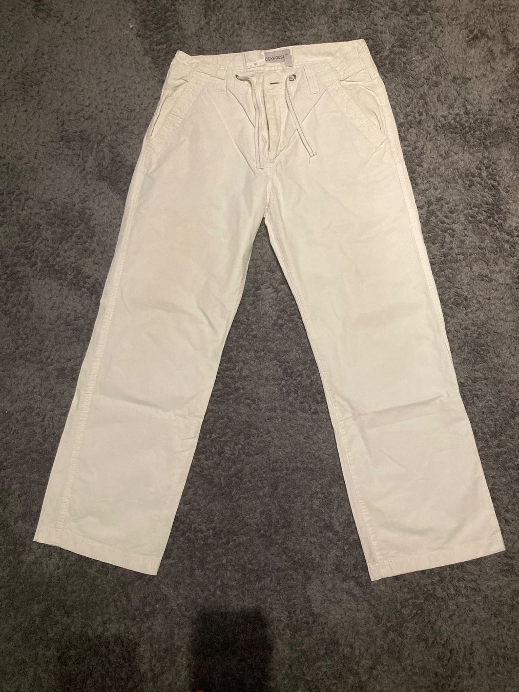 Hosen: Pantalon femme – Gebraucht aus Chancy von dia_tb2t