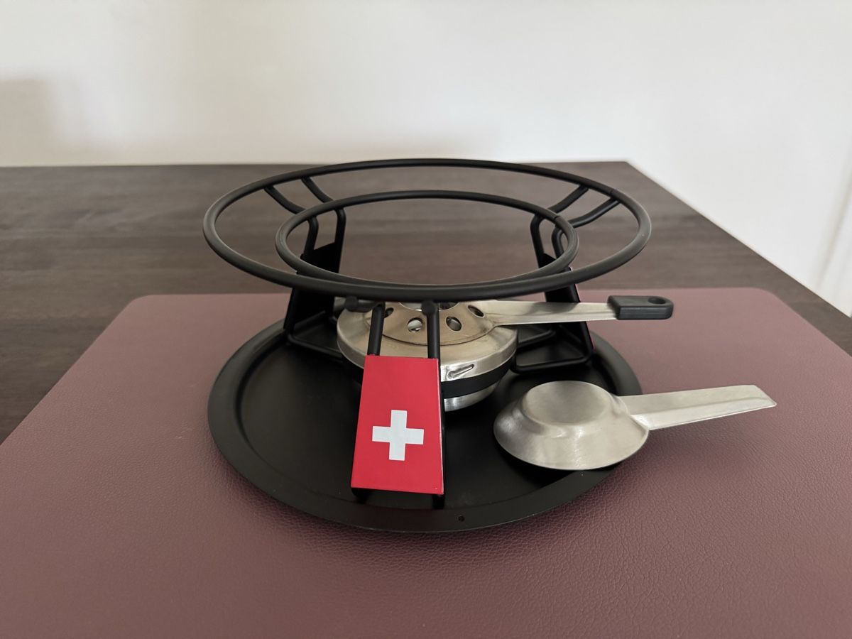 Set di piatti: Fondue Set 9Teilig – Usato da Regensdorf venduto da scheissspiel 6