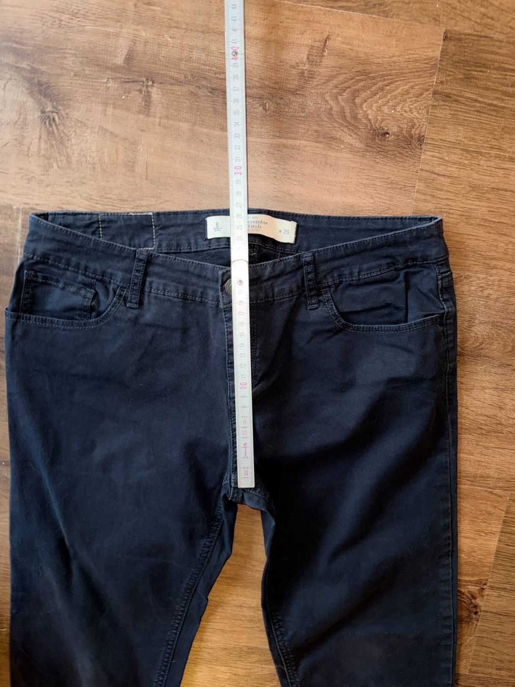 Abercrombie Pantaloni: Pantalons Abercrombie - 29 – Usato da St-Sulpice VD venduto da juhdu 2