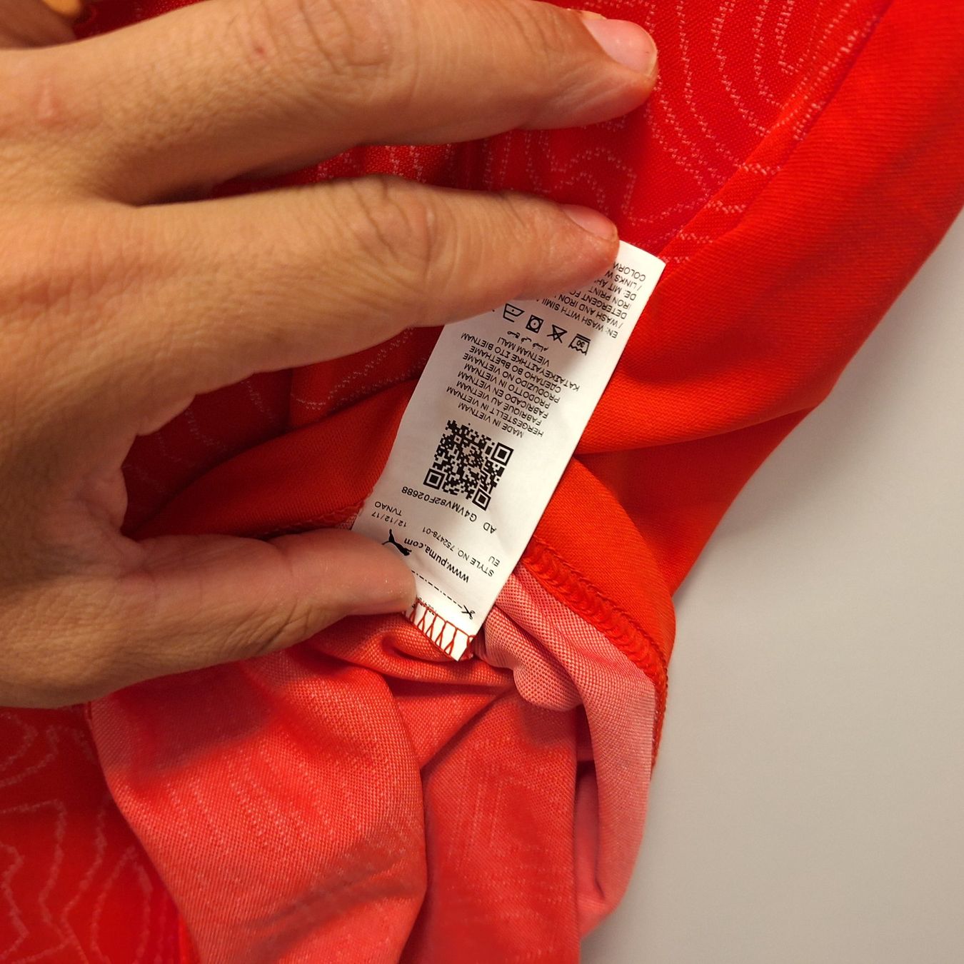 Canottiere & Pantaloni: Puma Suisse Nati 2010 L – Usato da Bellinzona venduto da LA-ropa-de-Juan 2