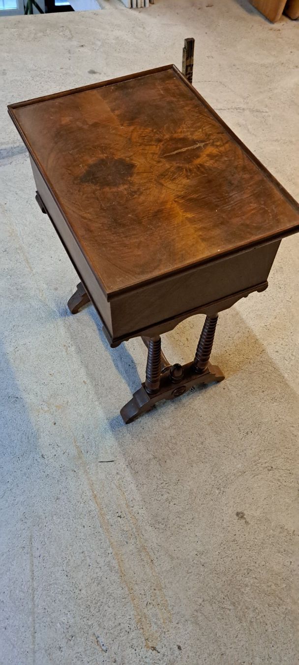 Bureaux: Antikes Möbel – D'occasion à Wädenswil par mh012 1