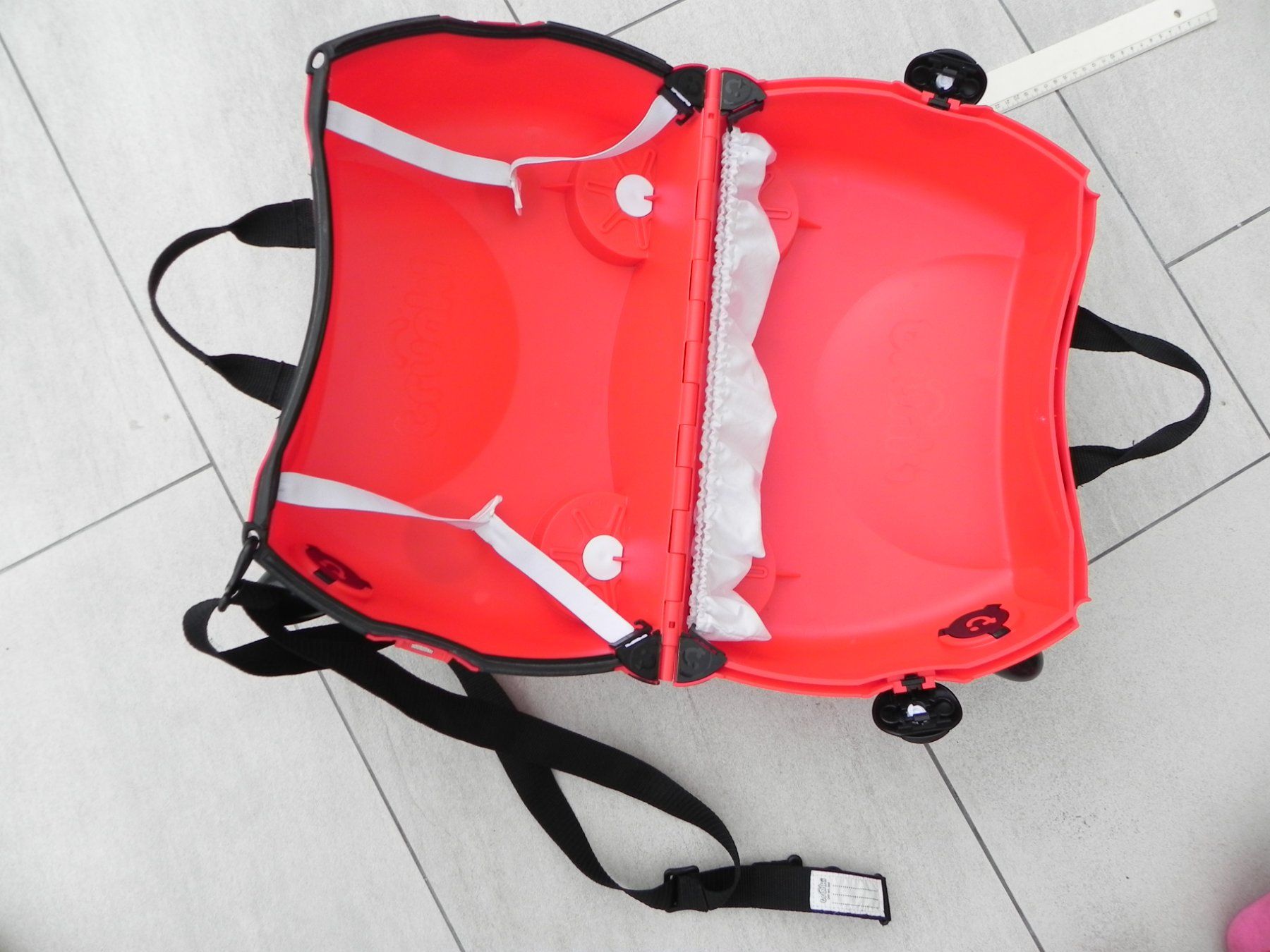 Trunki Valises de voyage: Trunki Kinderkoffer Marienkäfer Design – D'occasion à Stallikon par pcerny16 4