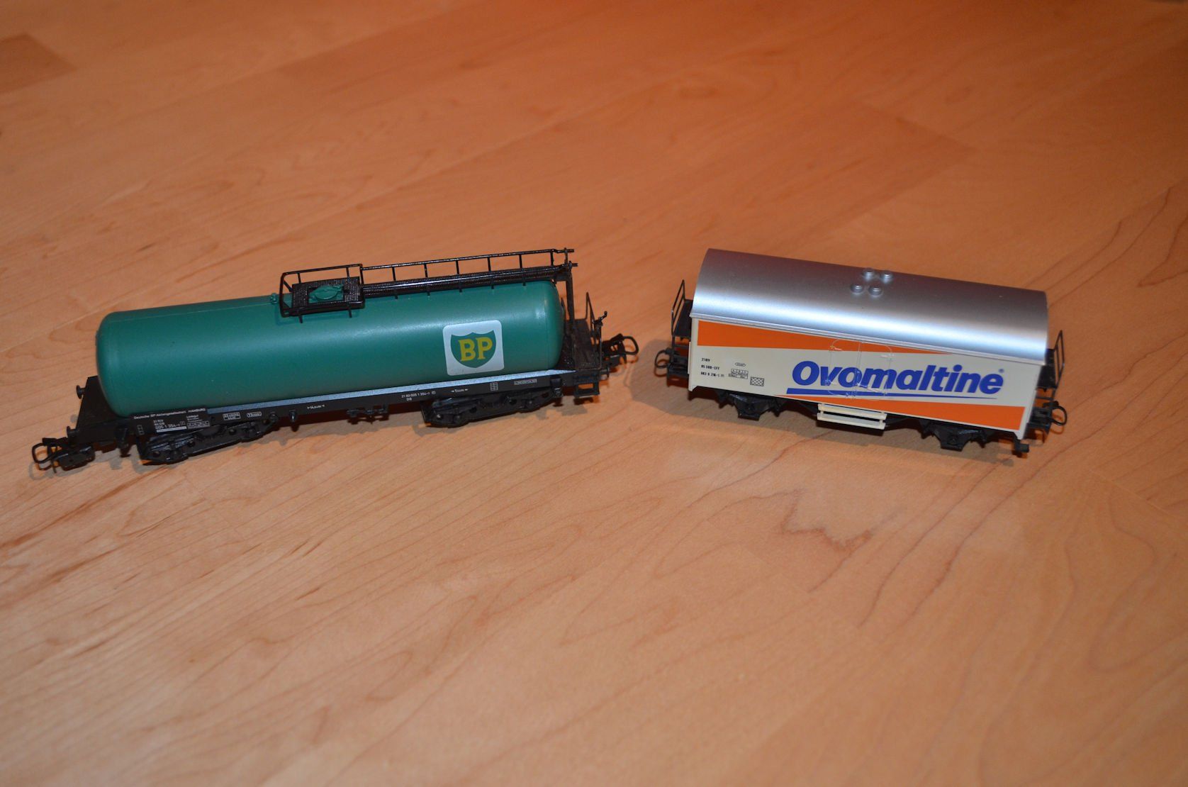 Märklin Modellini di ferrovie: 2 Märklin Güterwagen – Usato da Cavardiras venduto da WaschBaer56 2