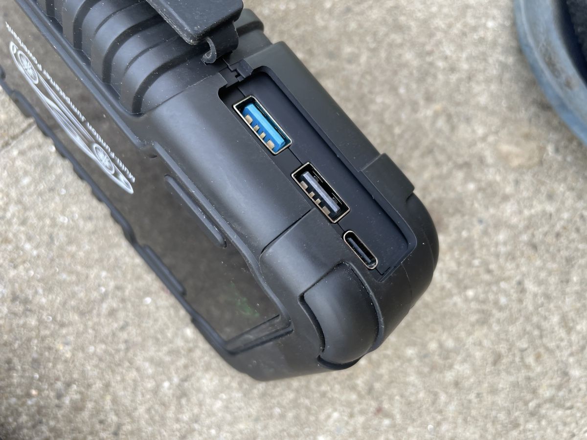 Batterie: Auto Starterhilfe – Nuovo (secondo la descrizione) da Brittnau venduto da oneworld74 1