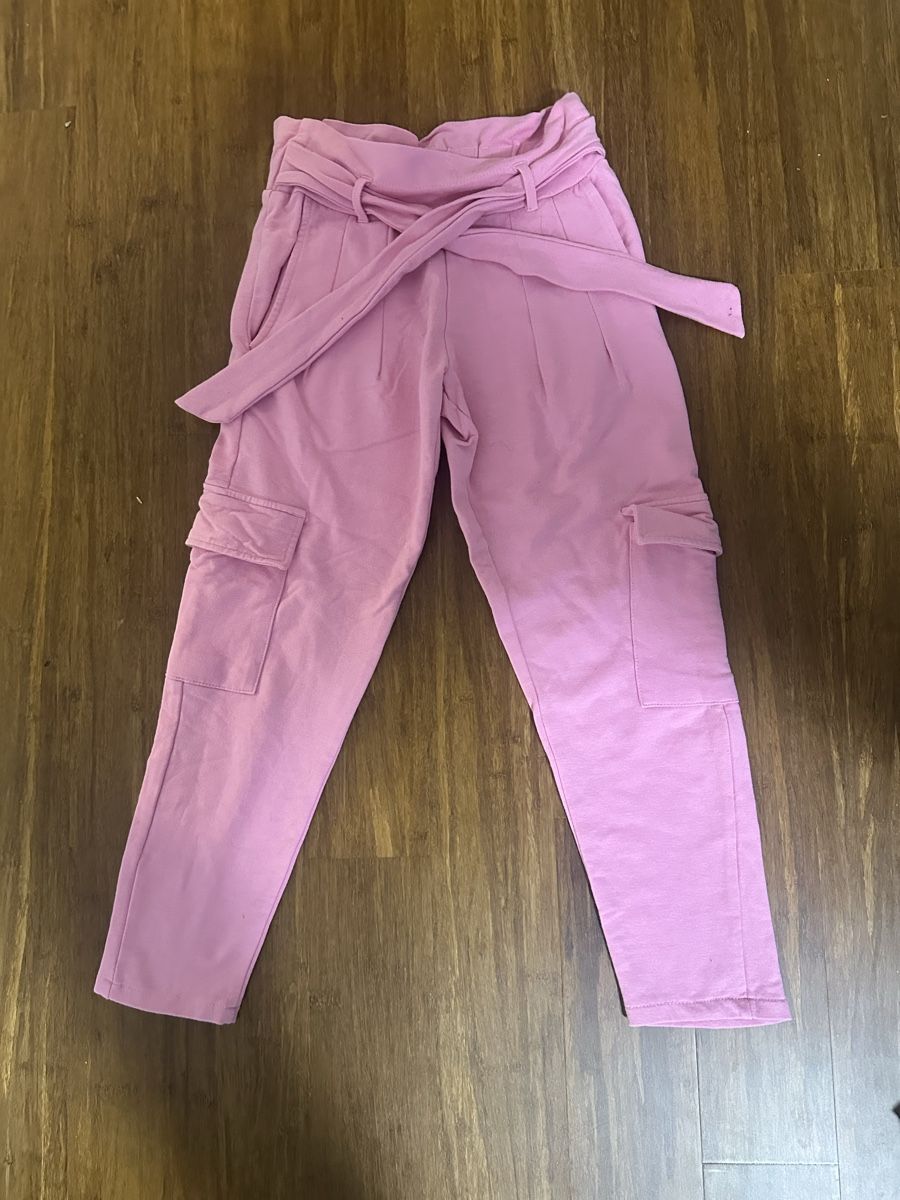 Hosen: Stoffhose Grösse 122 – Gebraucht aus Busswil von billib