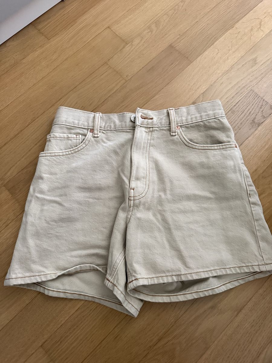 Mango Pantaloni: 3 Mango Shorts, Denim, Gr. 36 - – Usato da Hägendorf venduto da Mocca72 5