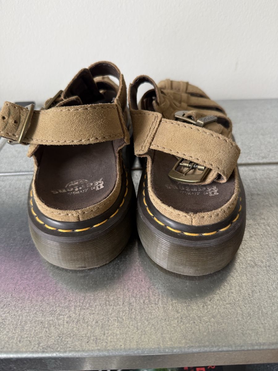 Dr. Martens Scarpe da uomo: Dr Martens Sandale Plateau – Usato da Zürich venduto da FranZHi 3