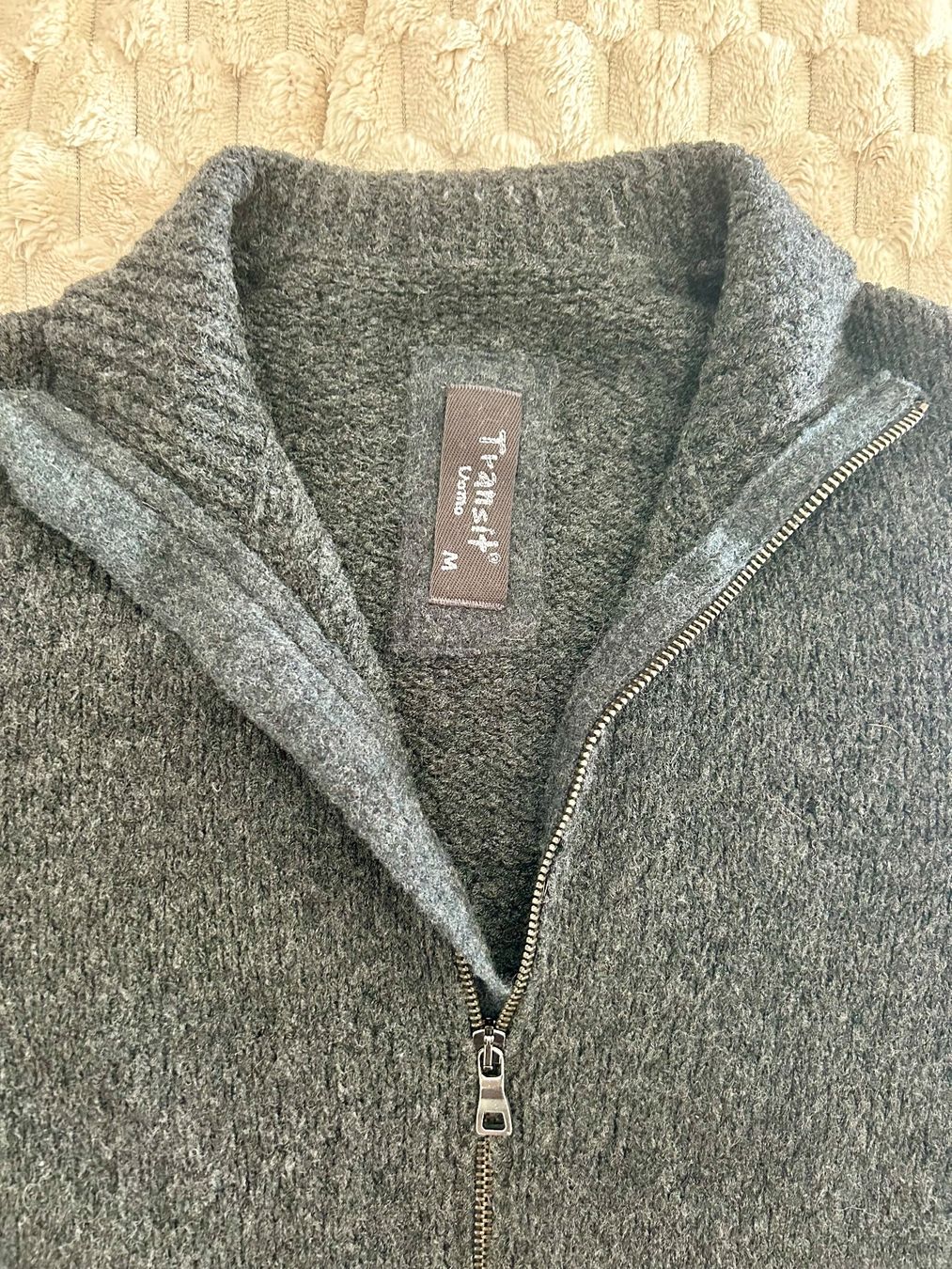Pullover & Sweatshirts: Transit Pullover - Grösse M – Gebraucht aus Zürich von kia_x2qf 1