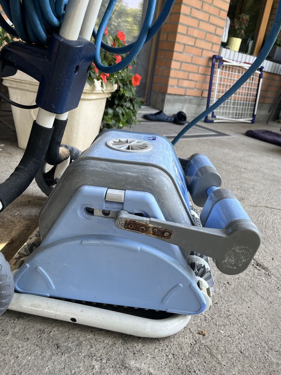Dolphin Schwimmbad-Zubehör: Robot piscine Dolphin Dynamic Plus – Gebraucht aus Formangueires von Msantos 6