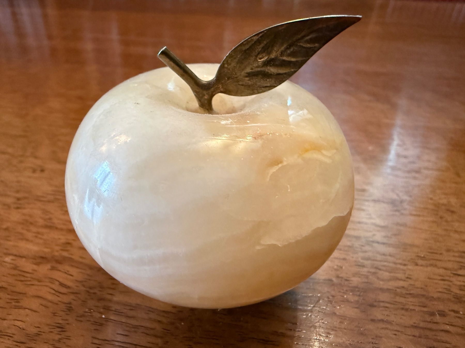 Alle Dekorationen: Dekoapfel Onyx-Stein mit Blatt Messing – Gebraucht aus Erstfeld von Uhu1980 1