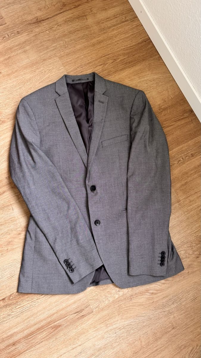 Esprit Completi: Esprit Herren Anzug – Usato da Zürich venduto da Torrao87