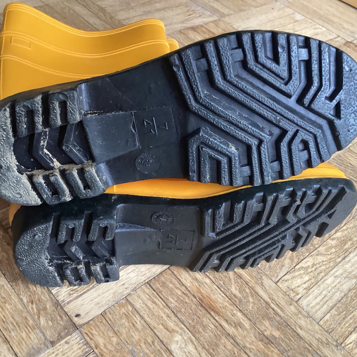 Scarpe da donna: Gummistiefel 41 gelb – Nuovo (secondo la descrizione) da Schleitheim venduto da Pi3.14 3
