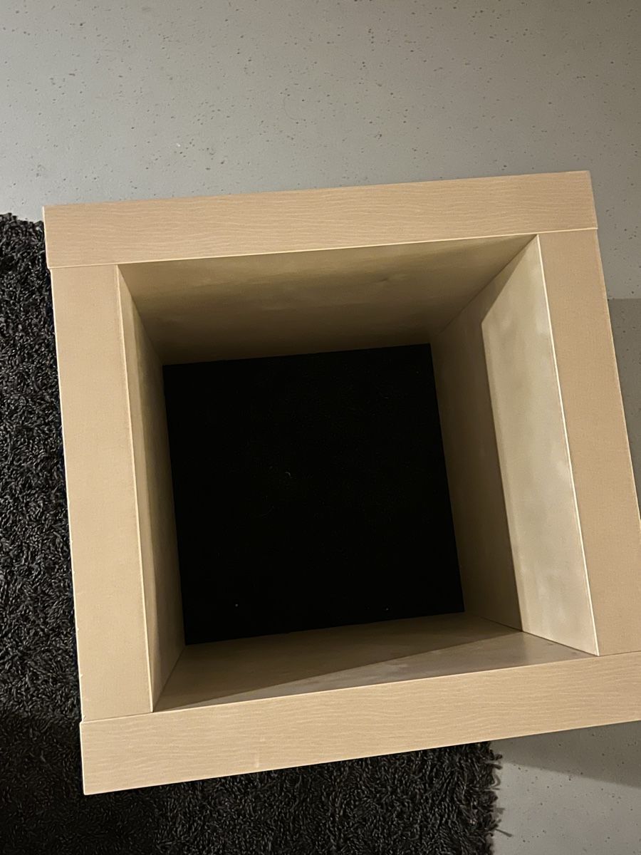 Regale: 1er Kallax / Expedit IKEA beige – Gebraucht aus Zürich von A_Woo