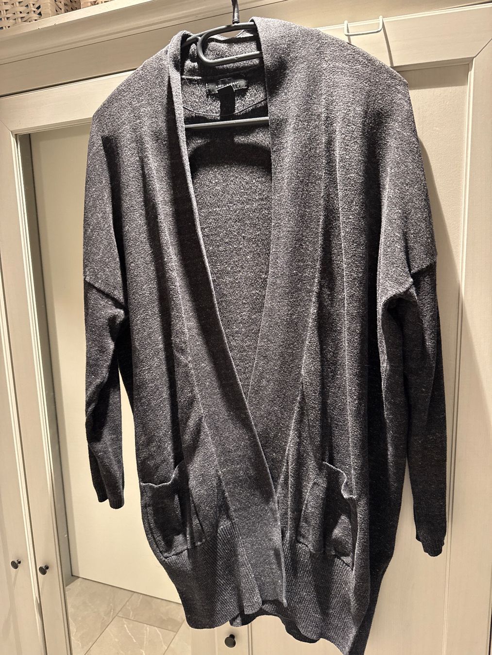 Jacken: lange Feinstrick Jacke, 40- ATMOSPHERE – Gebraucht aus Amriswil von used2use