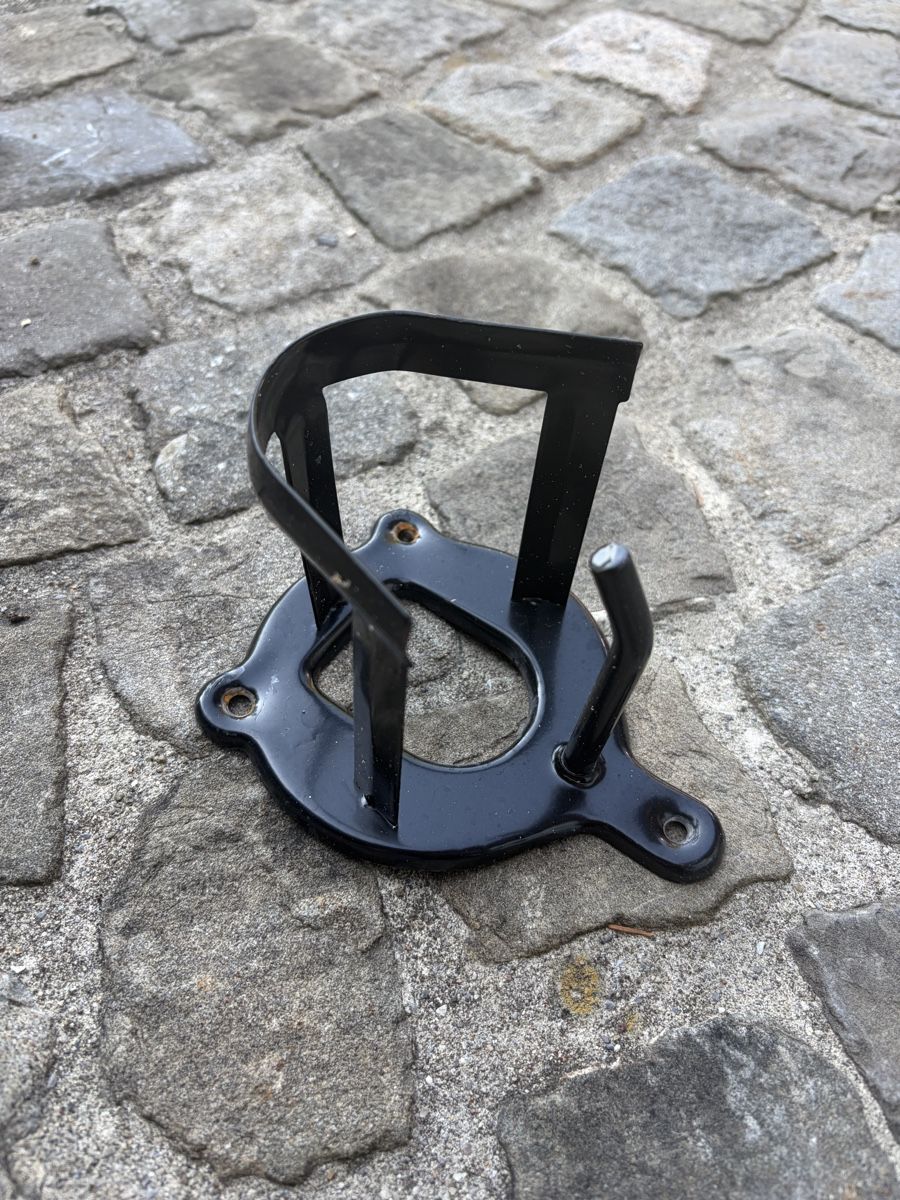Supporti a parete: Zaumhalter schwarz – Usato da Bauma venduto da HUE_166