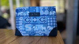 Amenity Kit Thai airways Royal Silk Class