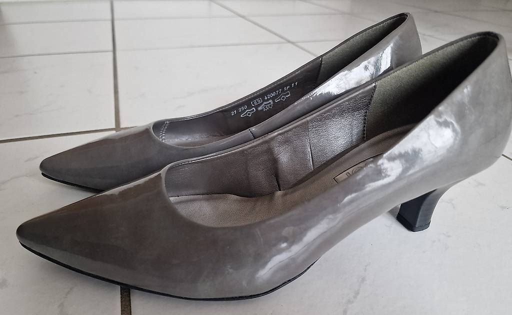 Gabor Damenschuhe: Gabor Pumps – Gebraucht aus Lausen von Joli-80 1