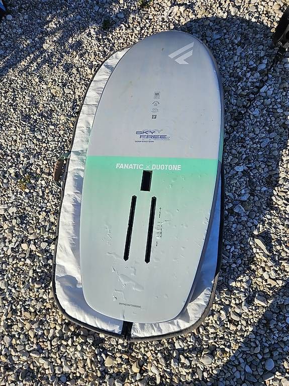 Duotone Tavole da surf e di nuoto: Duotone Fanatic Sky free 105L – Usato da Yvonand venduto da inf_n9y6 1