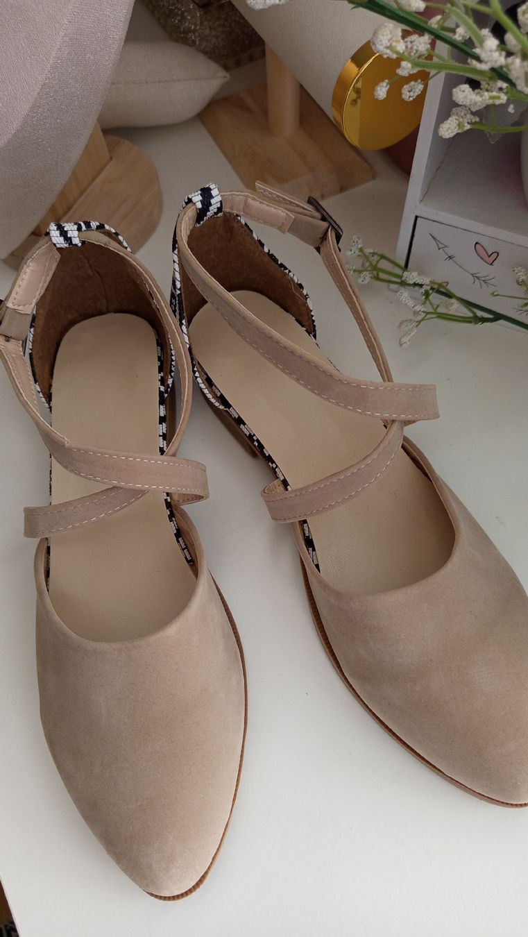 Scarpe da donna: elegante beige Sandale – Nuovo (secondo la descrizione) da Nidau venduto da mka_mzd7 7