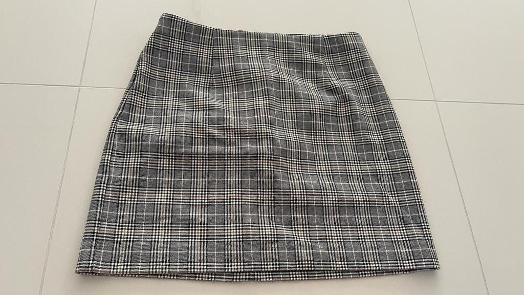 H&M Gonne: Damenrock – Usato da Rheineck venduto da pssesolnet