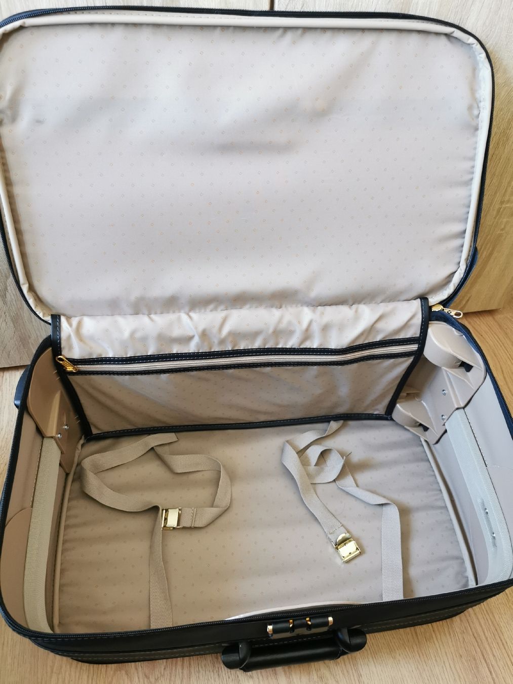 Samsonite Valigie: Samsonite Handgepäck Koffer – Nuovo (secondo la descrizione) da Schlieren venduto da vlalif 1