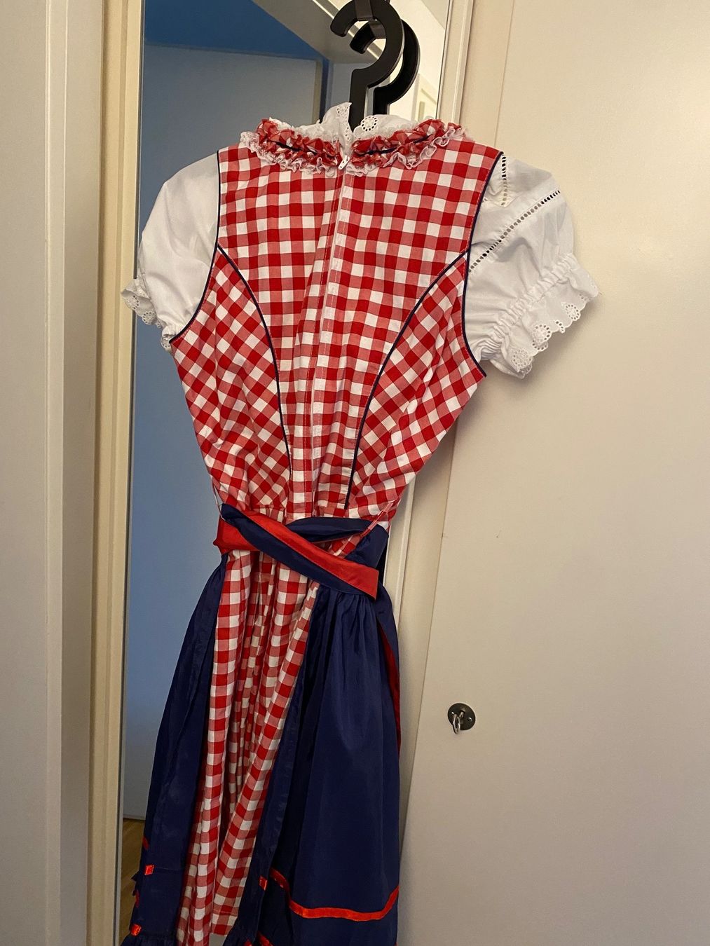 Robes: Dirndl von Fuchs – D'occasion à Winterthur par Mia.27 1
