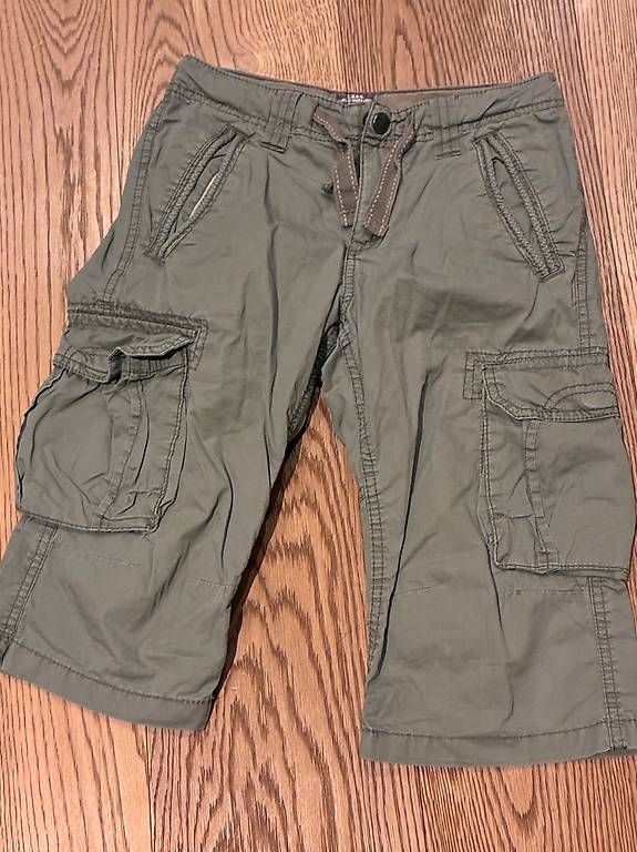 Pantaloni: Kurze Hose Gr. 134 – Usato da Winterthur venduto da Rawille