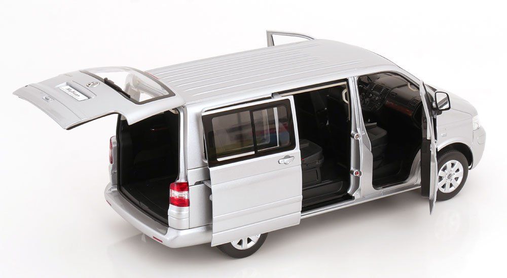 Volkswagen Modellini d'auto: VW T5 Multivan Bus Phase I 2003-2009 silber met.     1:18 – Nuovo e nell'imballaggio originale da Gerlafingen venduto da espero88 6