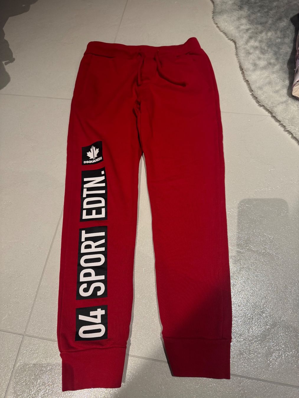 Dsquared2 Pantaloni: Dsquared2 Jogginghose Gr. 12J – Usato da Dietikon venduto da flu_5vzg