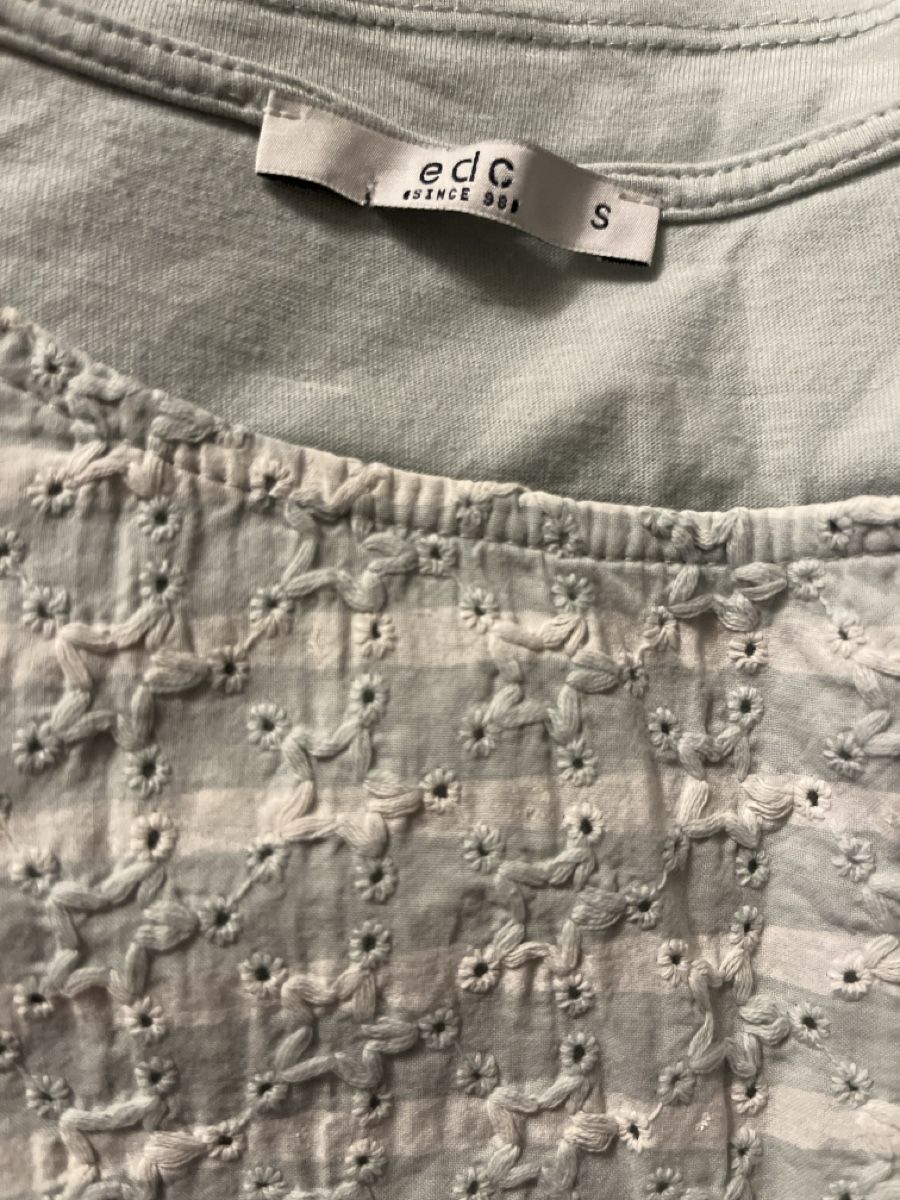 Blusen, T-Shirts & Tops: Damen Top EDC hellblau Grösse S – Gebraucht aus Basel von Lila11 2