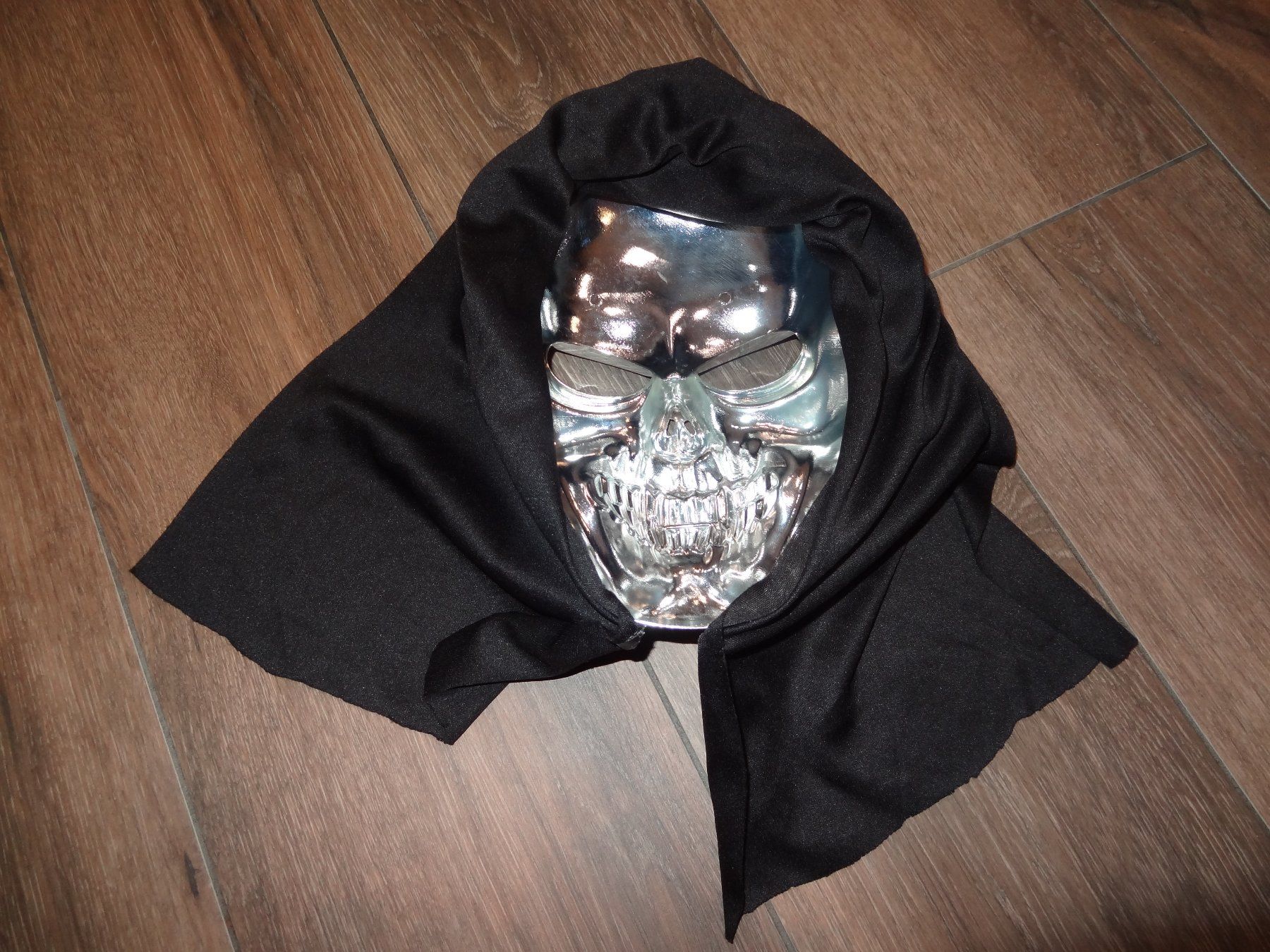 Costumes: Masque crâne couleur argenté – D'occasion à Satigny par salvatore73 6
