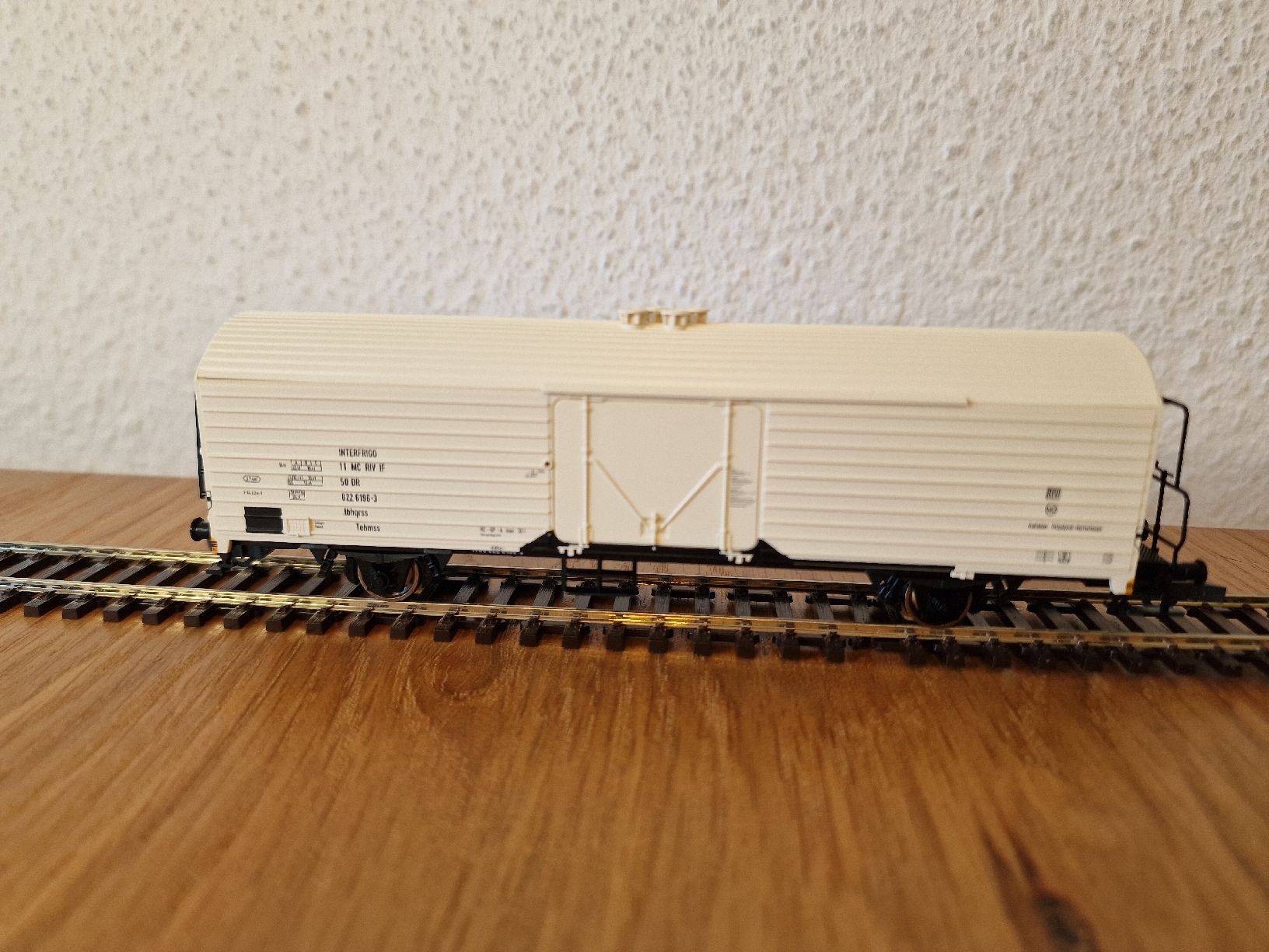 Roco Modellini di ferrovie: DR Interfrogowagen H0 – Nuovo (secondo la descrizione) da Matten b. Interlaken venduto da lor_hr9w