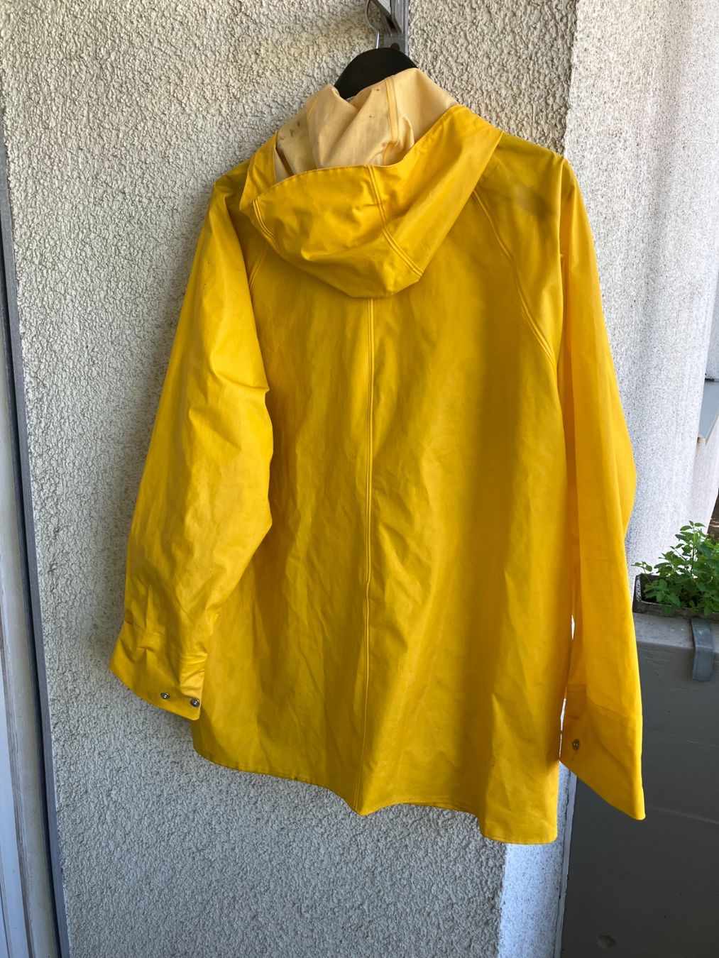 Anzüge: Helly Hansen Segler Ölzeug Grösse 40-45 – Gebraucht aus Zürich von Blackbelt37 1