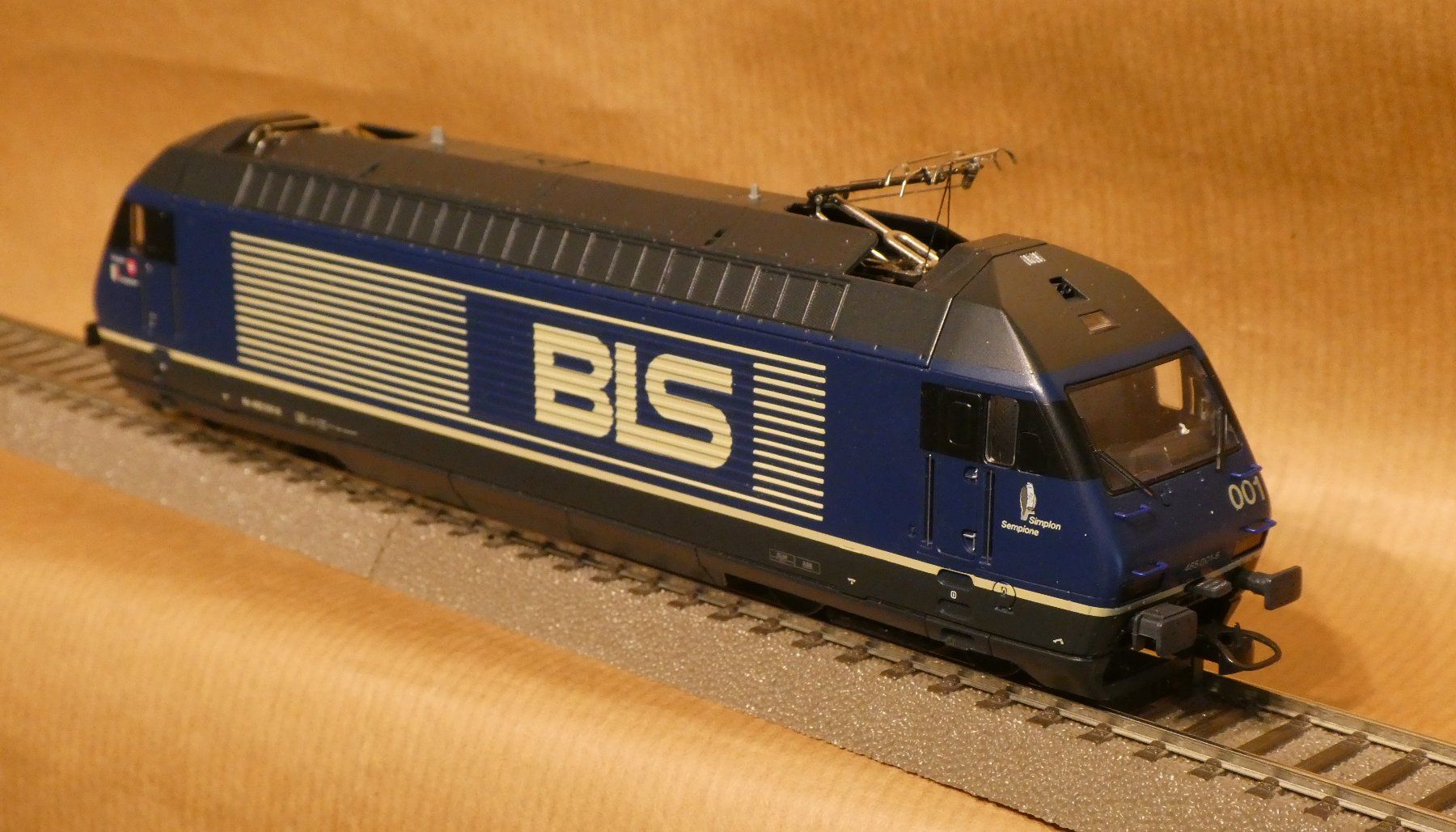 Roco Modellini di ferrovie: Roco BLS Re 460 'Simplon Sempione' DUMMY – Usato da Muri b. Bern venduto da Malagueno 2