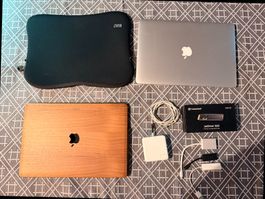 MacBook Pro 15.4" 2014 – i7, 16GB RAM, 1TB SSD + MANY THINGS