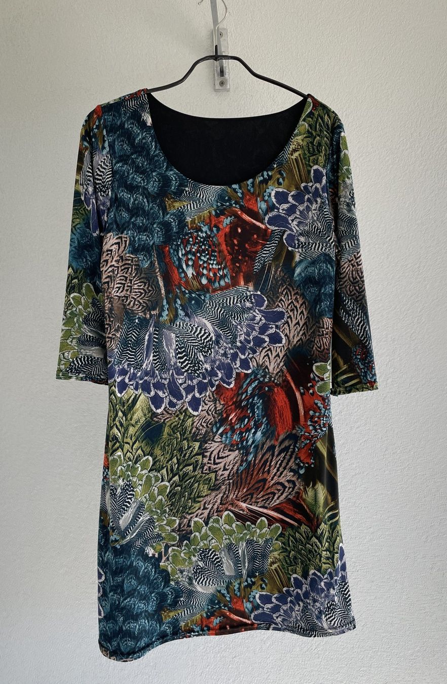 Vestiti: Kleid mit Feder Muster – Usato da Bern venduto da .DolceVita.