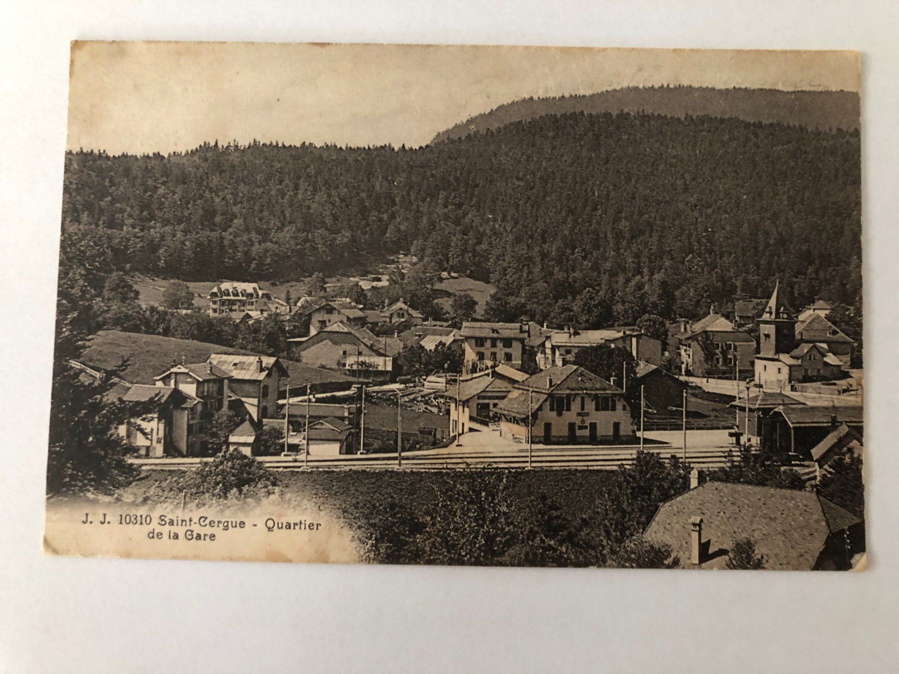 Cartoline postali: Saint Cergue -  Quartier de la Gare  1920 – Usato da Pfäffikon ZH venduto da Waltoversand