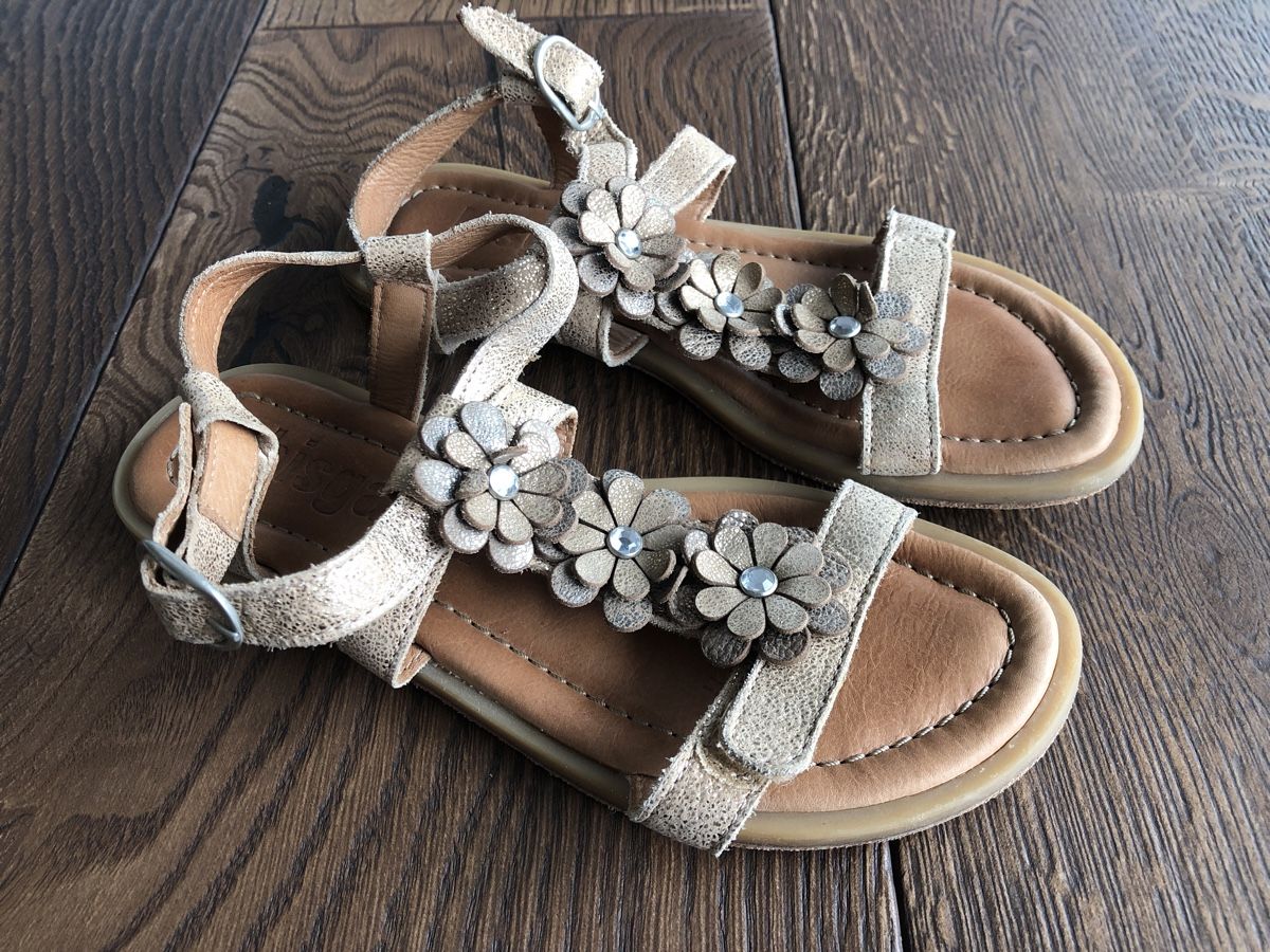 Bisgaard Scarpe per ragazze: Sandalen Mädchen Bisgaard Gr. 34 – Usato da Büren SO venduto da Nuri09