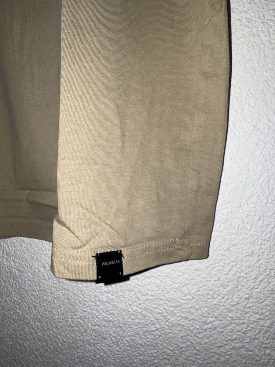 Pull&Bear T-shirt: Tshirt 2er Set – Usato da Effretikon venduto da ajl_rwt5 2
