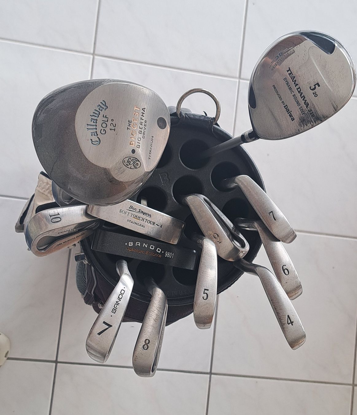 Mazze & Set: Golf Trolley Bennington mit Schläger – Usato da Chur venduto da Vogama 3