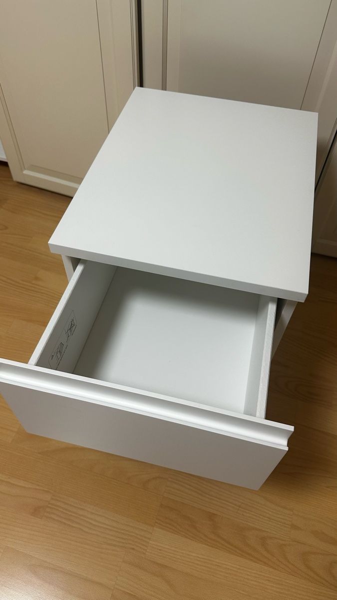 Ikea Nachttische: 2 neue IKEA Nachttische – Neu (gemäss Beschreibung) aus Reichenburg von joelle-jenni 2