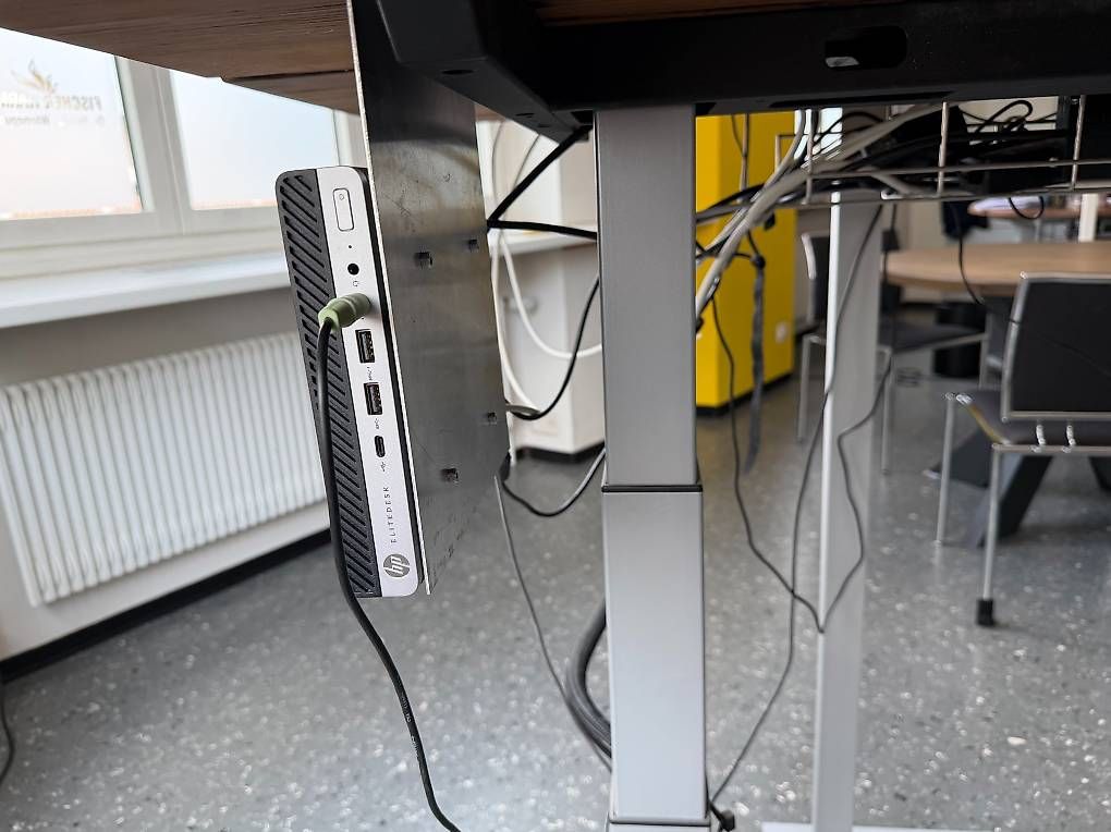 Tische: Massivholztisch rustikale Eiche - höhenverstellbar – Gebraucht aus Sursee von man_t6lz 3