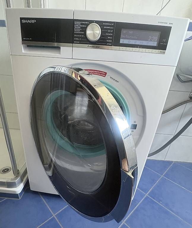 Sharp Machines à laver: Waschtrockner – D'occasion à Sisseln AG par kau_jq9l