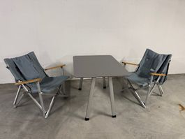 Campingtisch und 2 Stühle Dometic gut erhalten