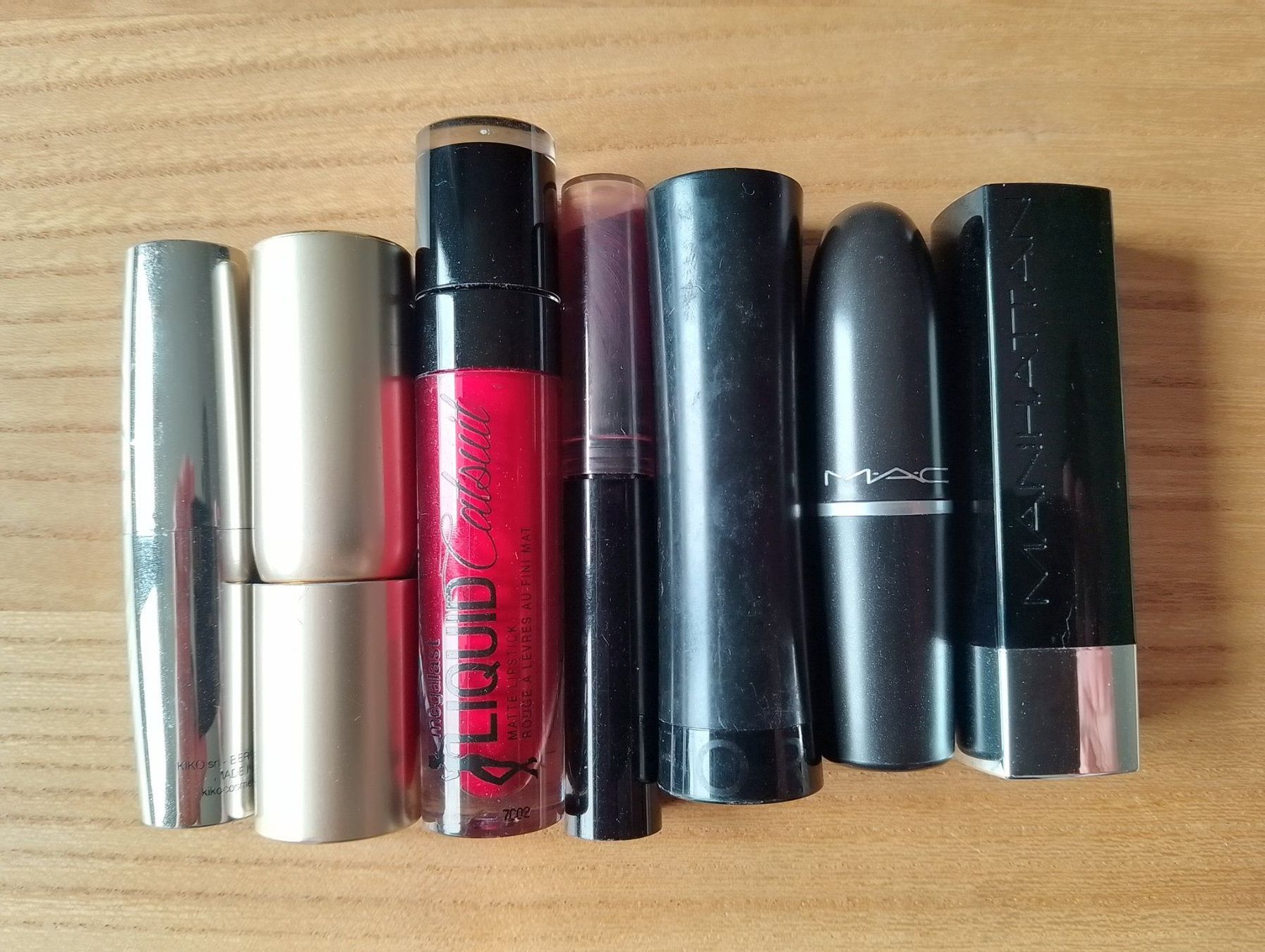 Sephora Make-up: 7 gebrauchte und desinfizierte Lippenstifte MAC, Lancaster.. – Usato da Luzern venduto da Seri4