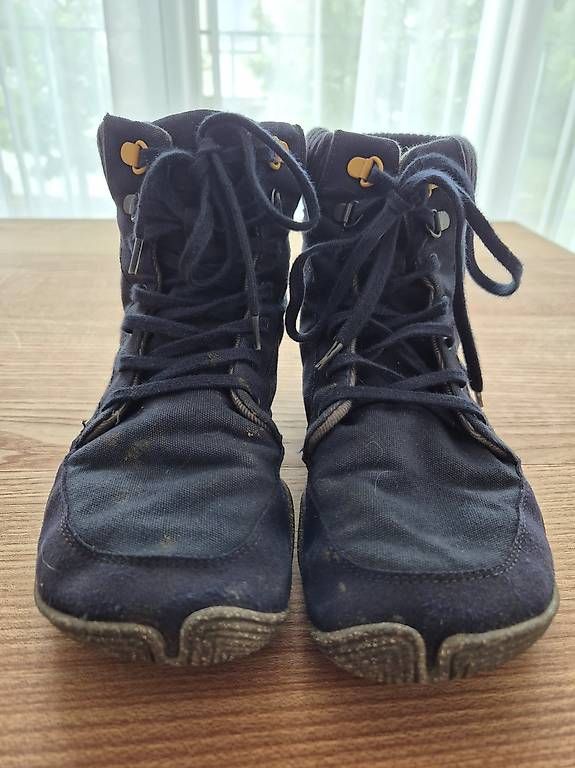 Chaussures hommes: Wildling Grösse 36 – D'occasion à Biel-Benken BL par Mayvonne