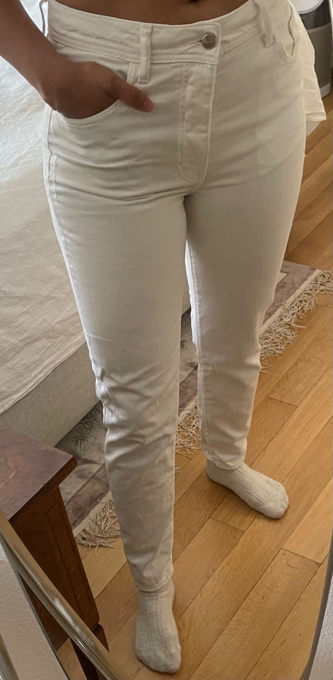Zara Jeans: White Zara Jeans 36 100% cotton – Usato da Zürich venduto da jas_5mwh 5