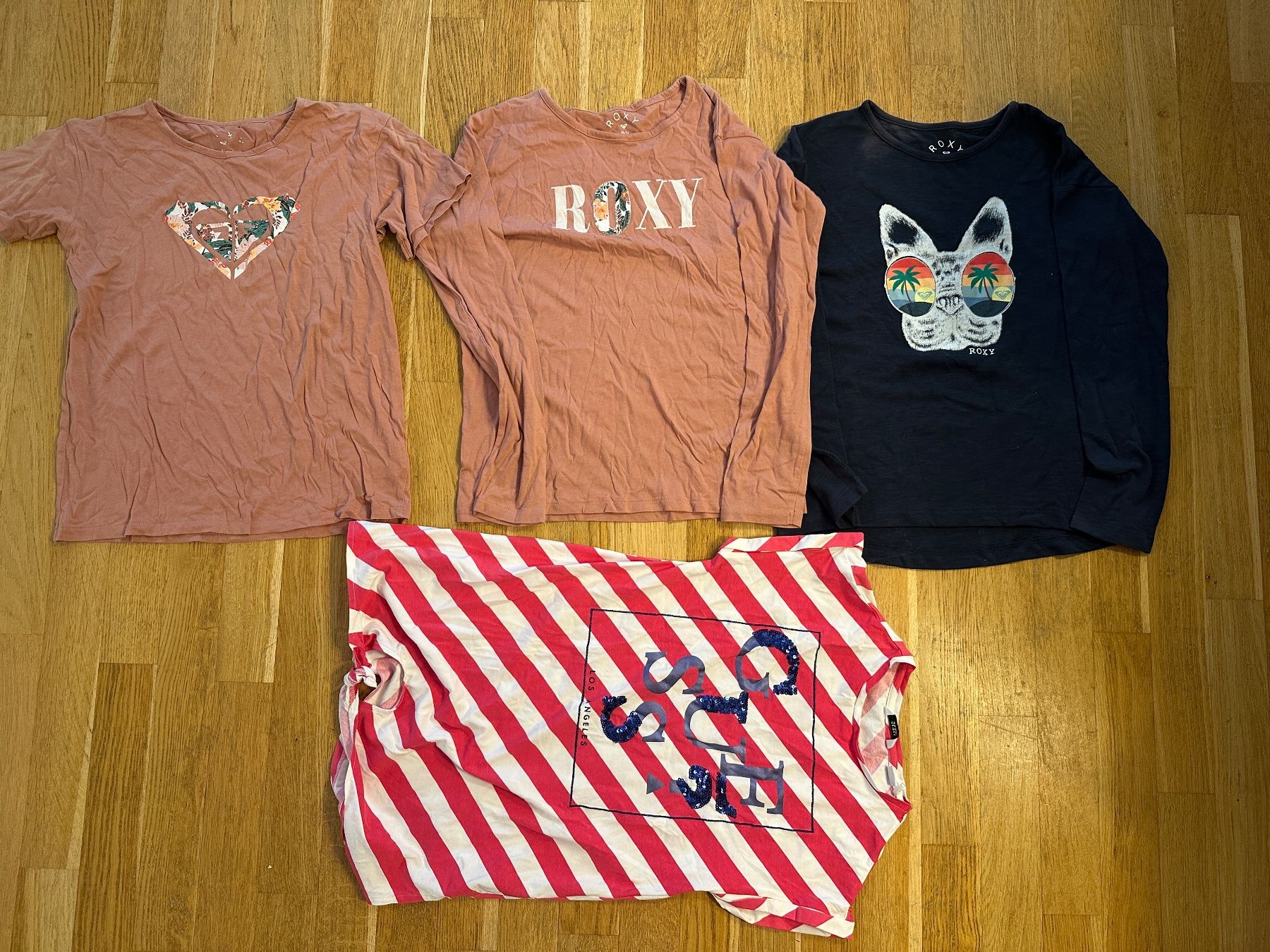 Guess Lotti & Set di vestiti: Roxy/Guess T-Shirt Set, Gr. 158-164 – Usato da Zürich venduto da JuliaSp