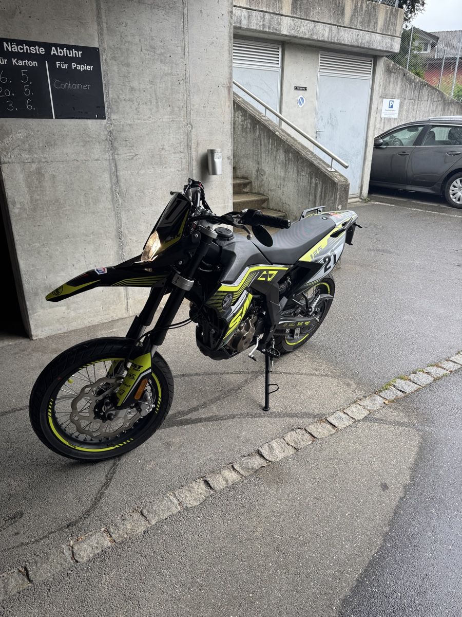 Mondial Strada: Mondial SMX 125 mit GPR Auspuff – Usato da Spiez venduto da Thalwalu 1